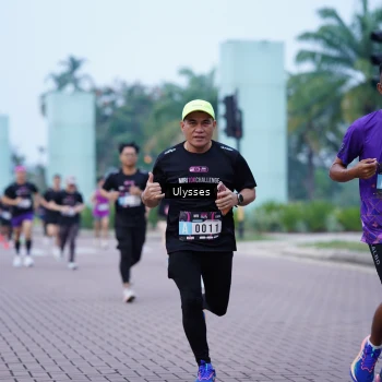 Runner Photo 3284576