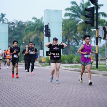 Runner Photo 3284665