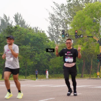 Runner Photo 3285021