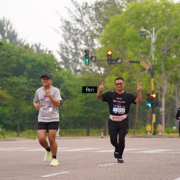 Runner Photo 3285054