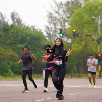 Runner Photo 3285118