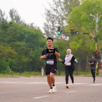 Runner Photo 3285211