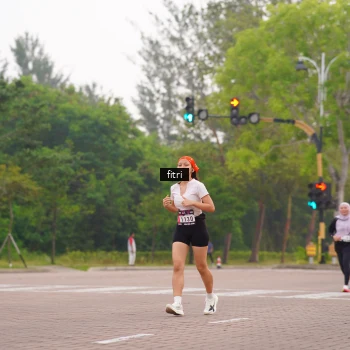 Runner Photo 3285258