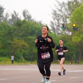 Runner Photo 3285317