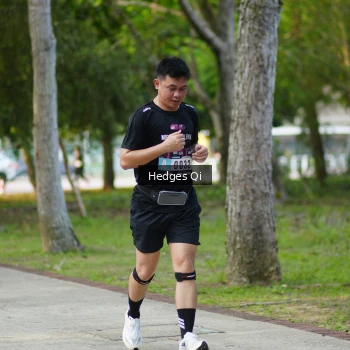 Runner Photo 3285374