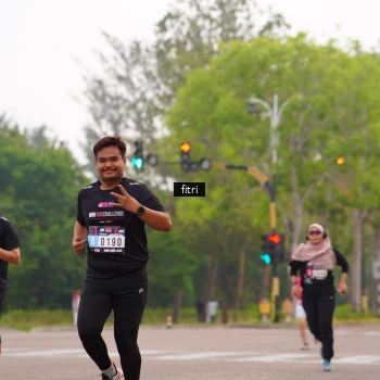 Runner Photo 3285774