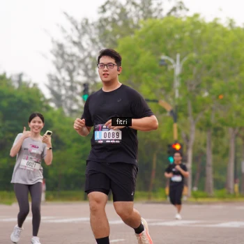Runner Photo 3285921