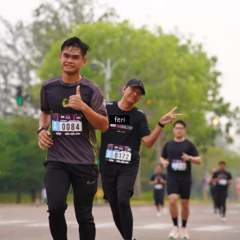 Runner Photo 3286053