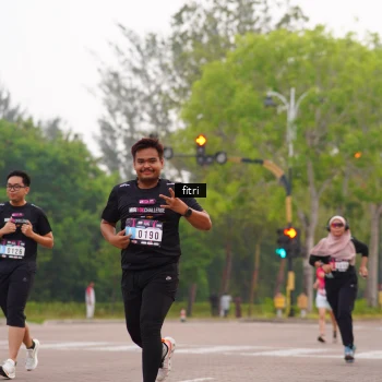 Runner Photo 3286131