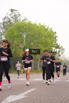 Runner Photo 3286176