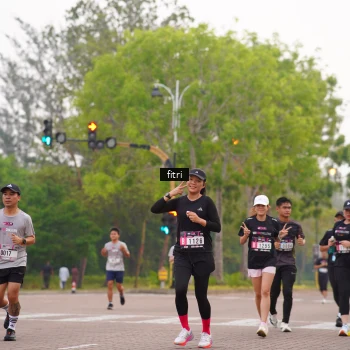 Runner Photo 3286177