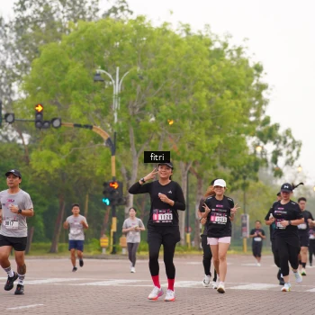 Runner Photo 3286200