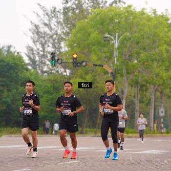 Runner Photo 3286284