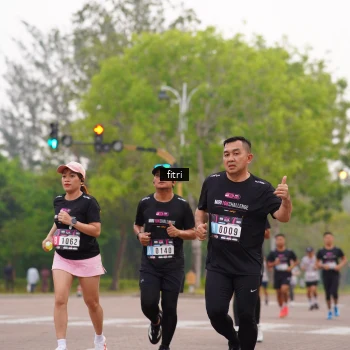 Runner Photo 3286415