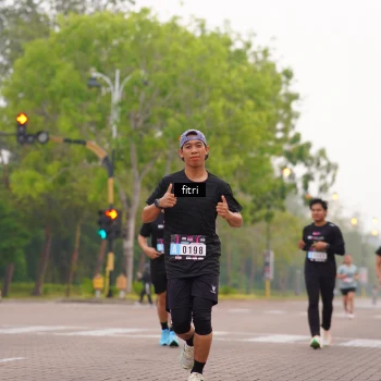 Runner Photo 3287438