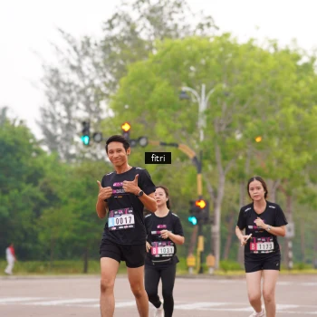 Runner Photo 3287623