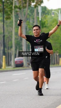 Runner Photo 3288016