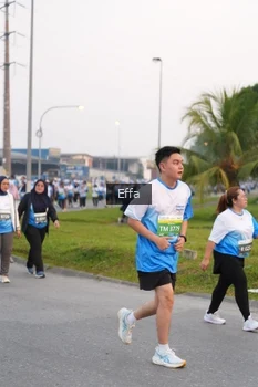 Runner Photo 3288530