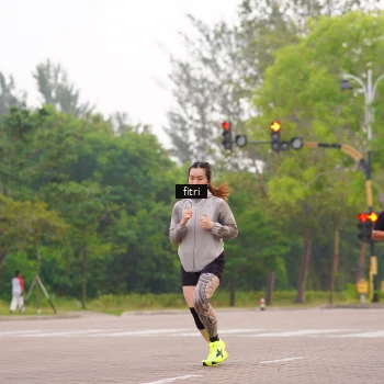 Runner Photo 3289375