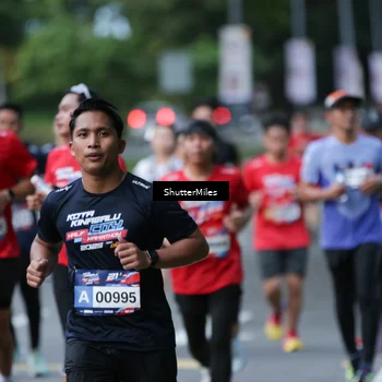 Runner Photo 32894