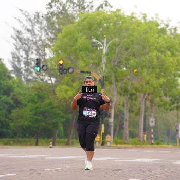 Runner Photo 3290031