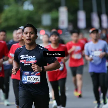 Runner Photo 32902