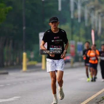 Runner Photo 3290749
