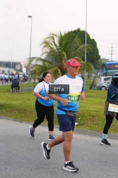 Runner Photo 3291319