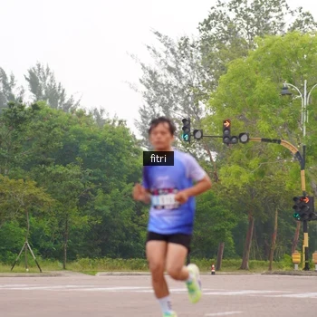 Runner Photo 3291372