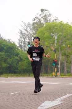 Runner Photo 3291673
