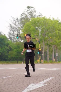 Runner Photo 3291689