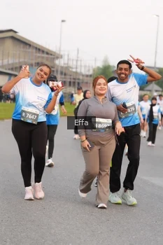 Runner Photo 3291755