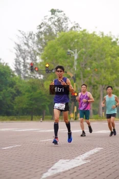 Runner Photo 3291817