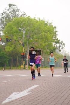 Runner Photo 3291852