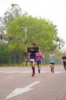 Runner Photo 3291864