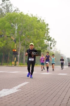 Runner Photo 3291986