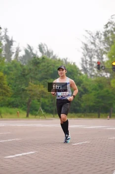 Runner Photo 3292006