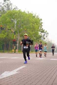 Runner Photo 3292060