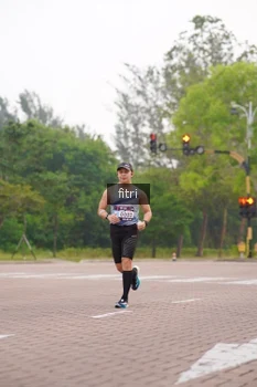 Runner Photo 3292076
