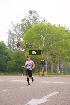 Runner Photo 3292100