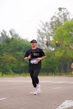 Runner Photo 3292122