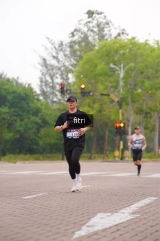 Runner Photo 3292143