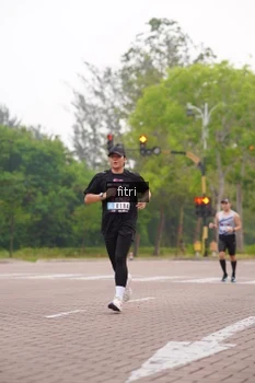 Runner Photo 3292171