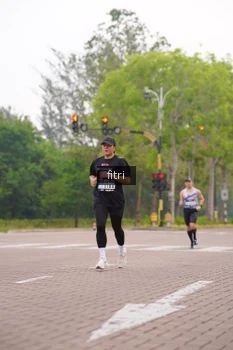 Runner Photo 3292172