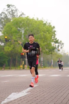 Runner Photo 3292188