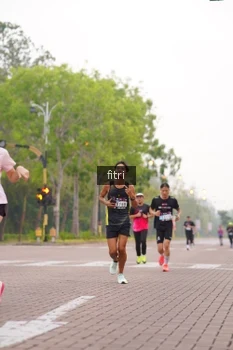 Runner Photo 3292342