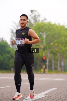 Runner Photo 3292401