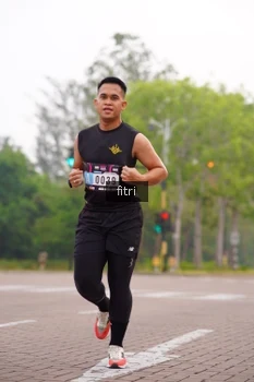 Runner Photo 3292415