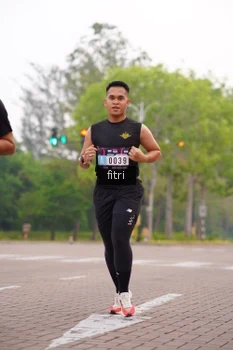 Runner Photo 3292451