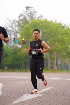 Runner Photo 3292460